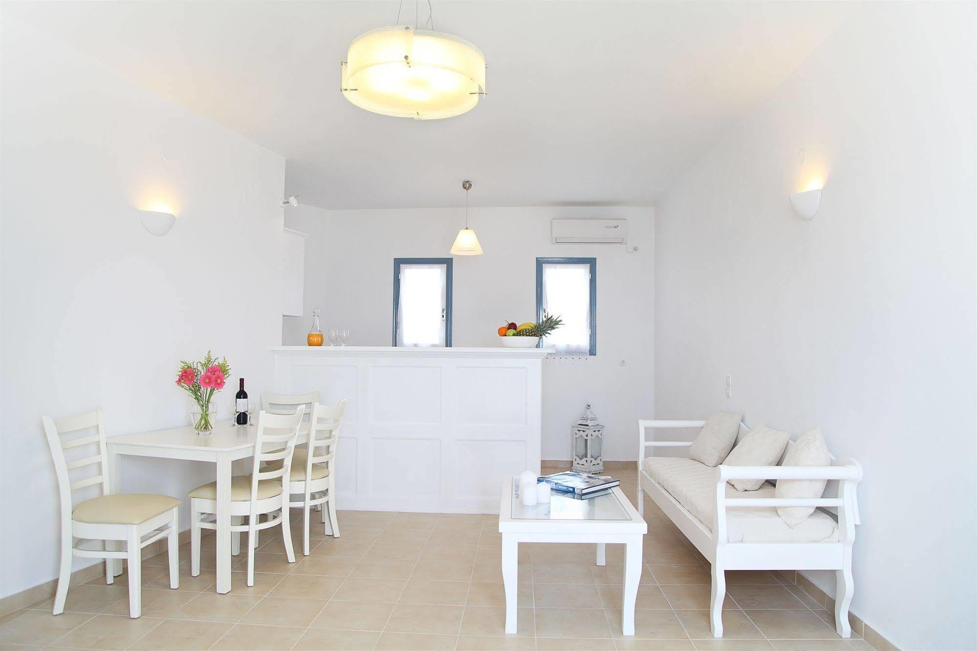 Athiri Santorini Hotel Імеровіглі Екстер'єр фото